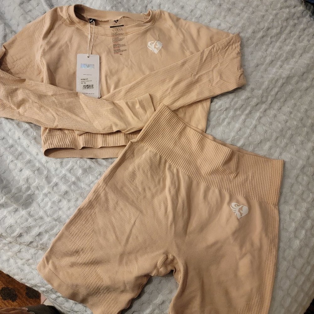 Women's Best Nude Power Set Large NWT Gym Wear